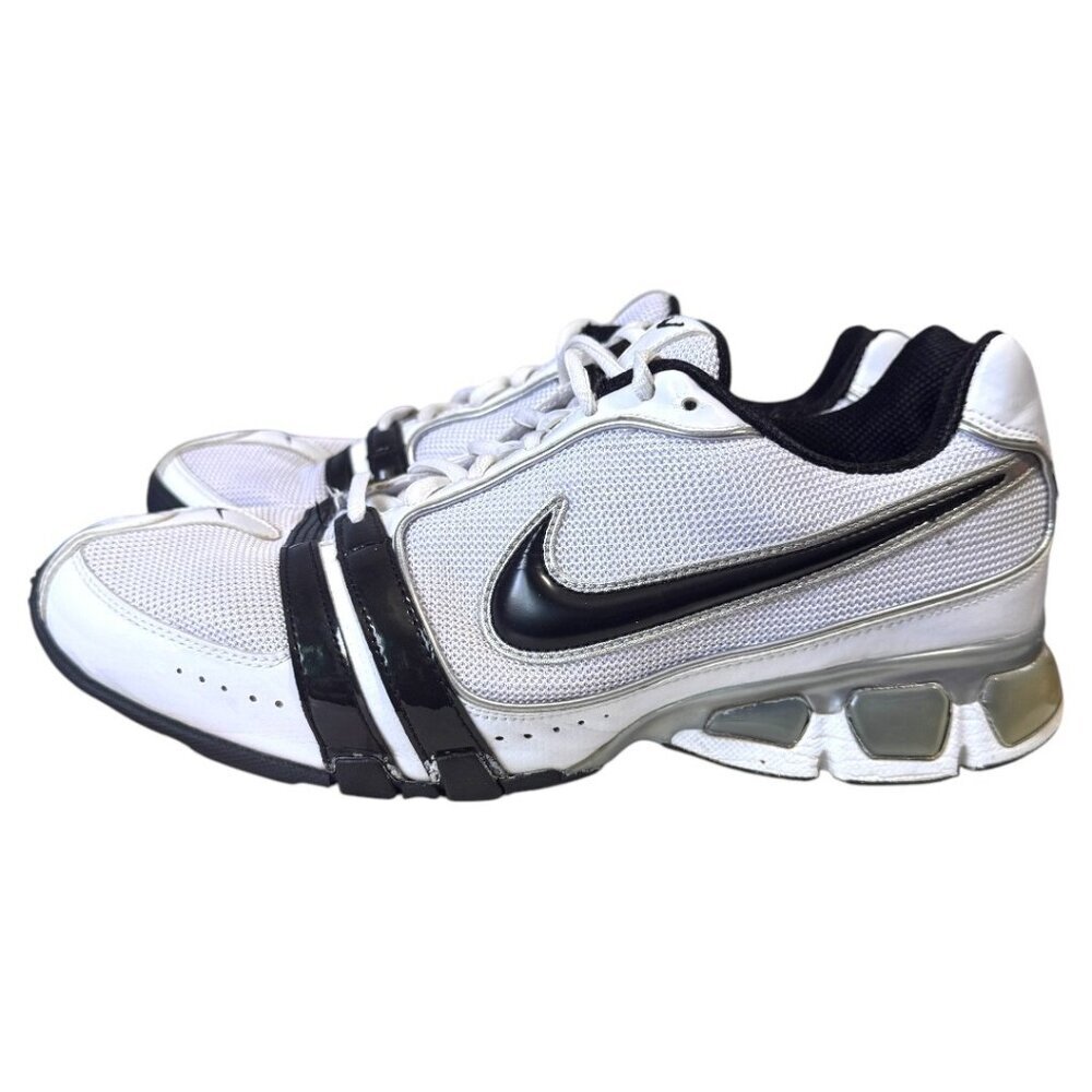 Nike Womens Air Strike‎ Turf 95 323938-101 White Black Running Shoes Size US 9
